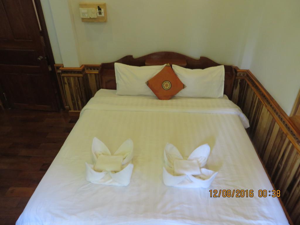 Namkhan Riverside Hotel ルアンパバーン エクステリア 写真